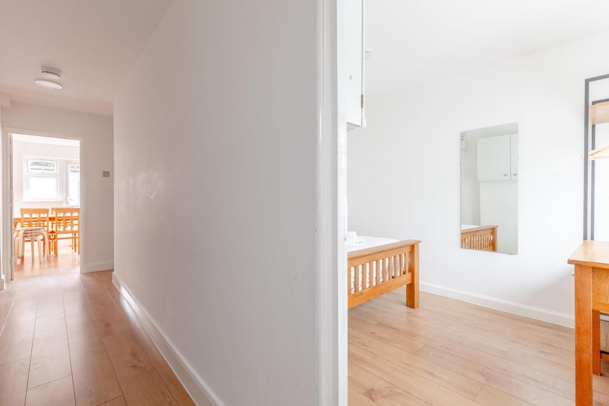 Spacious 4bd Near Excel London! Casa vacanze *