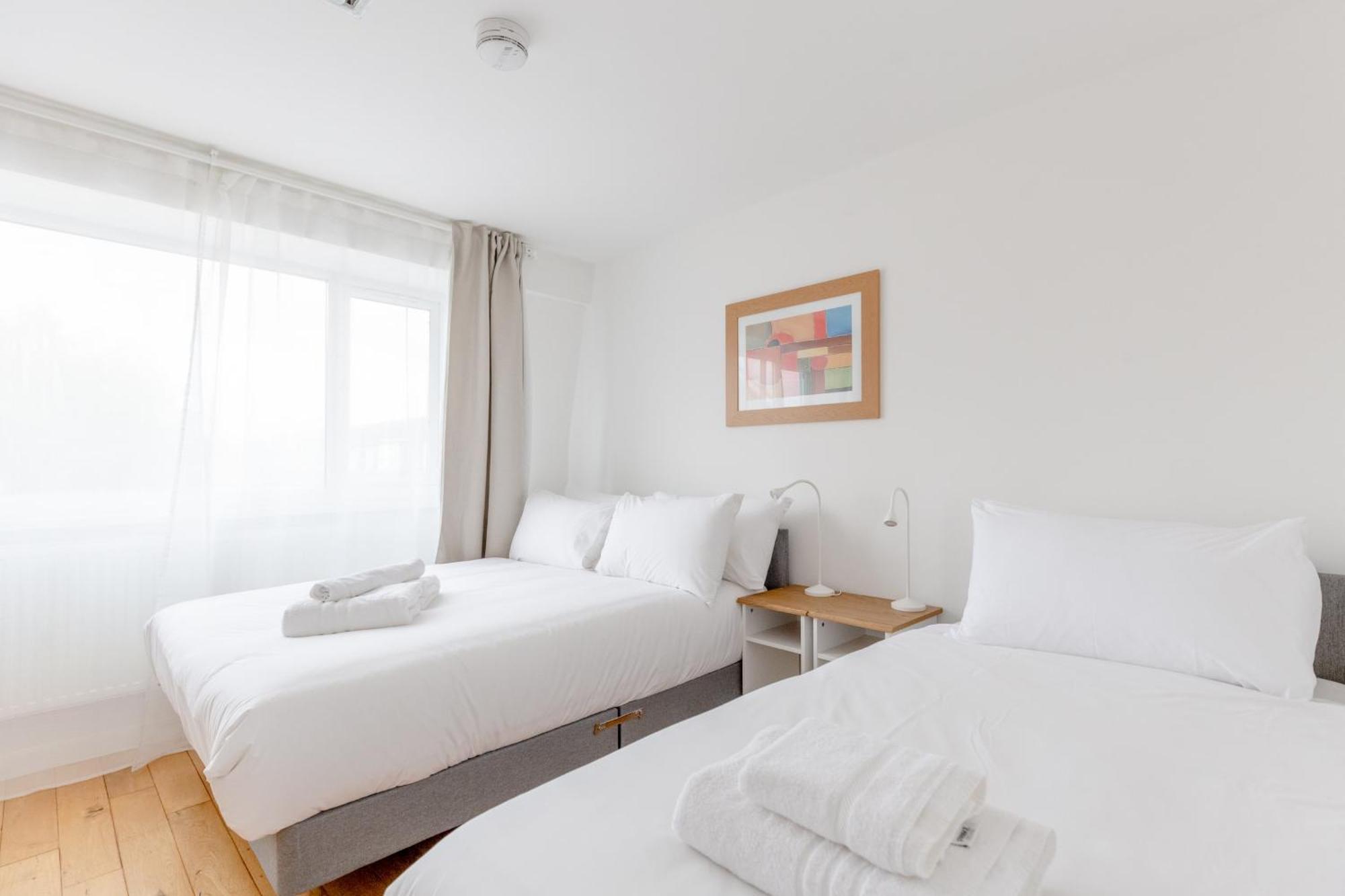 Spacious 4bd Near Excel London! Casa vacanze